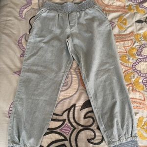Girl’s Polo light denim joggers.